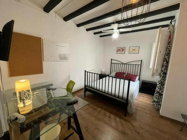 Spain furnished Room in Catalonia, Barcelona
