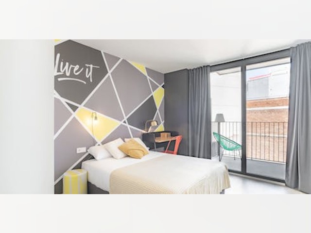 Spain furnished Room in Catalonia, Barcelona