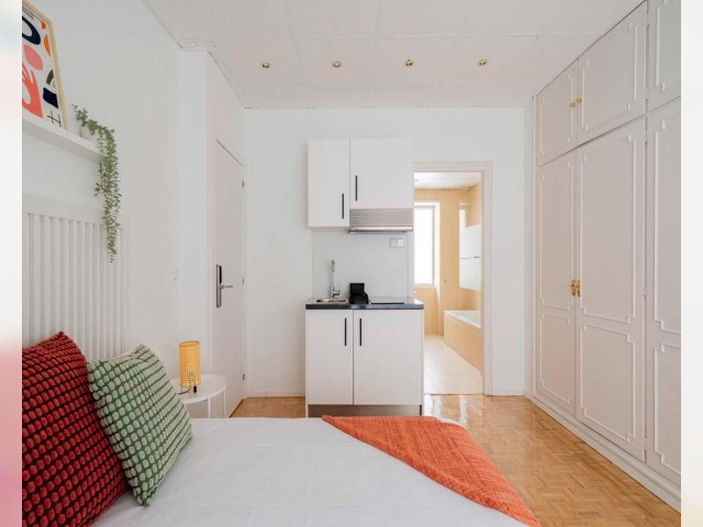Spain furnished Room in Madrid, Madrid