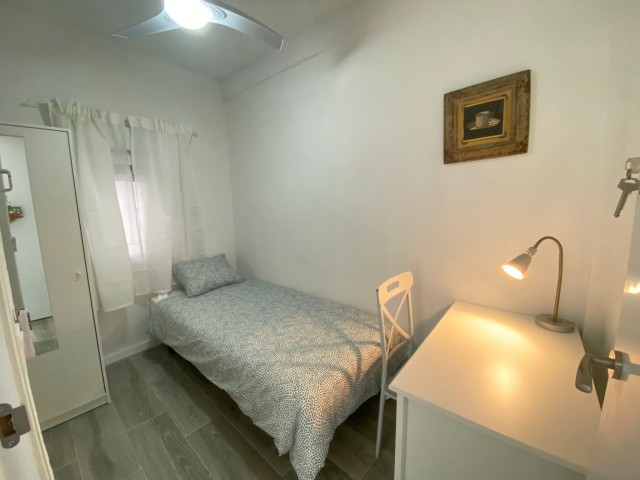 Spain furnished Room in Madrid, Madrid