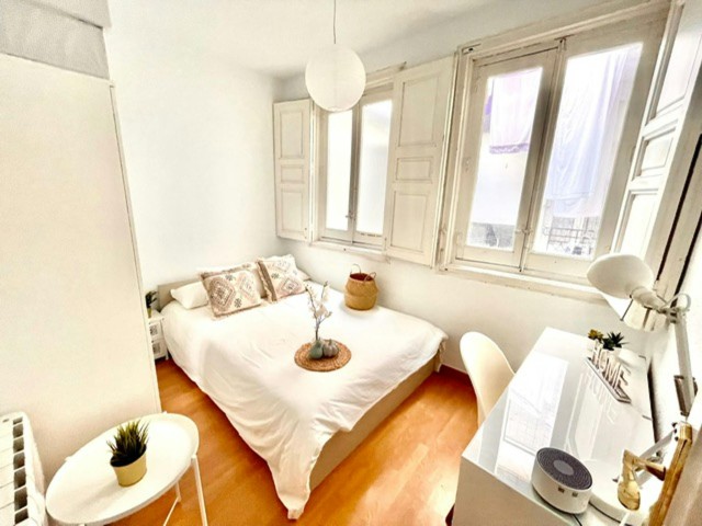 Spain furnished Room in Madrid, Madrid