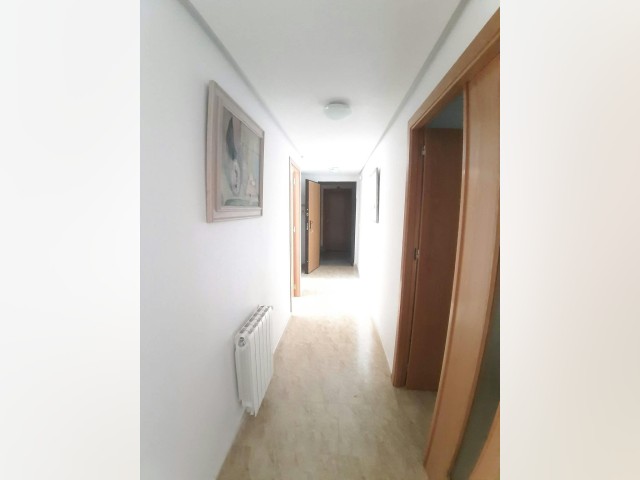 Spain furnished Room in Murcia, Murcia
