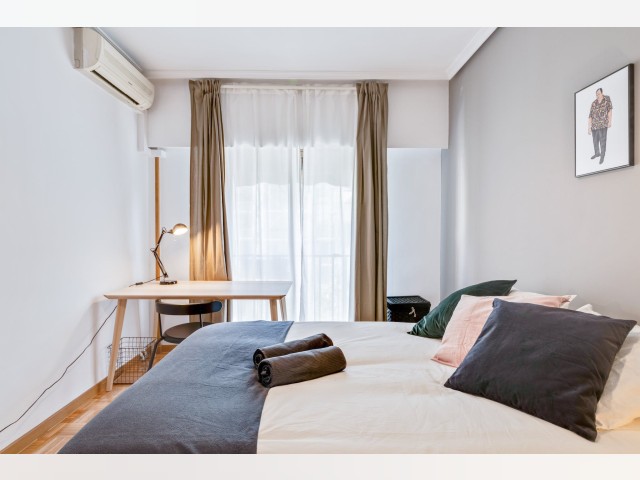 Spain furnished Room in Madrid, Madrid