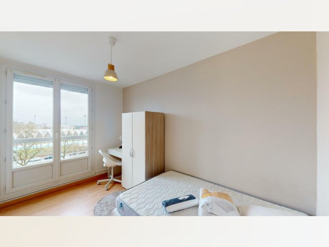 Quarto Mobiliado Alugueres de longa duração em Orleans