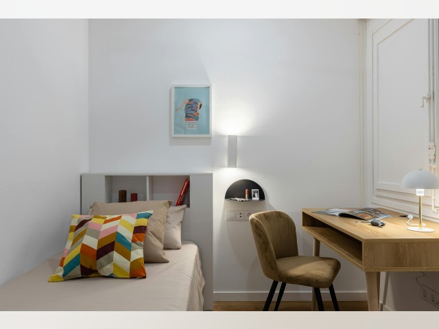 Spain furnished Room in Catalonia, Barcelona