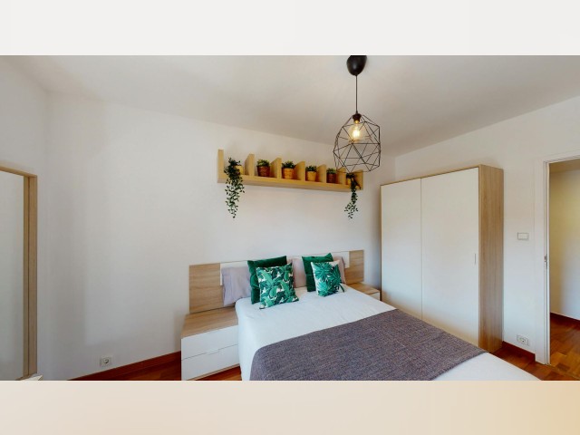 Spain furnished Room in Catalonia, Barcelona