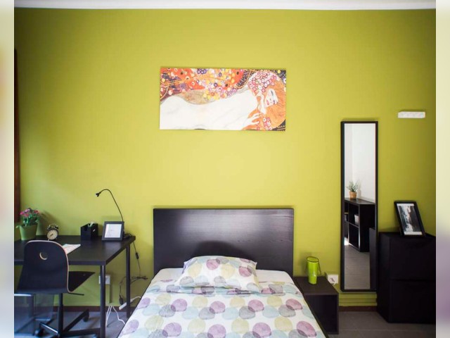 Italy furnished Room in Lombardy, Milan