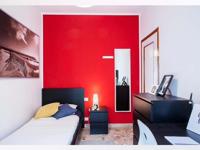 Italy furnished Room in Lombardy, Milan