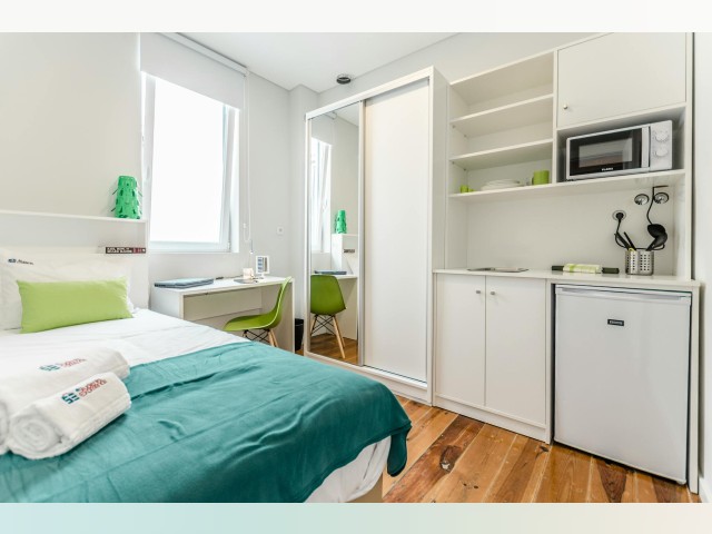 Portugal furnished Room in Lisboa-Tagus Valley, Lisbon