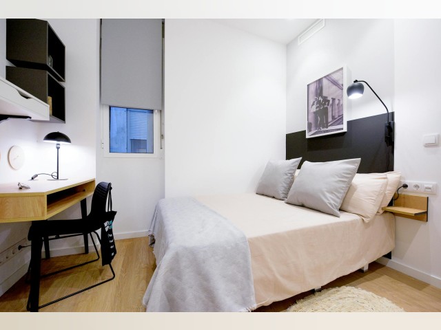 Spain furnished Room in Valencia, Valencia
