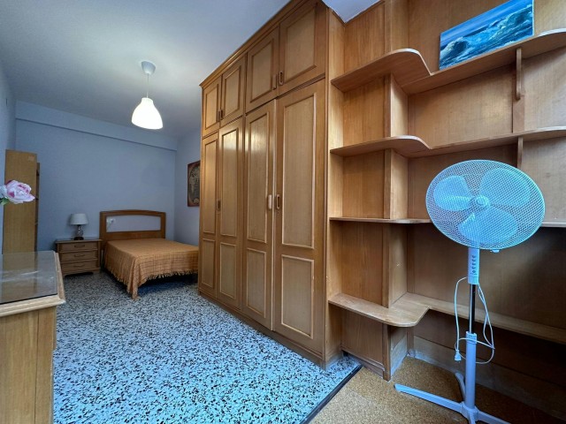 Spain furnished Room in Andalucia, Granada