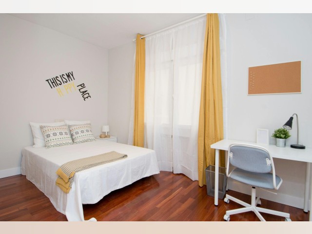 Spain furnished Room in Madrid, Madrid