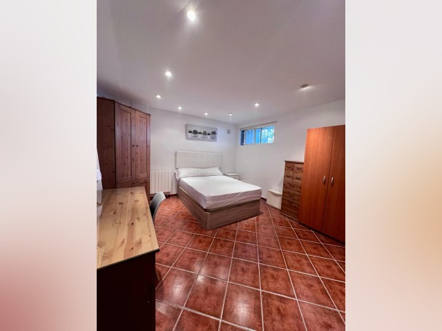 Spain furnished Room in Madrid, Madrid