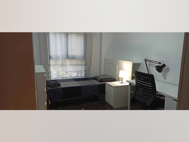 Aielo de Malferit Room for rent