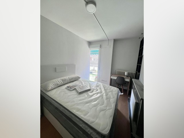 Spain furnished Room in Madrid, Madrid