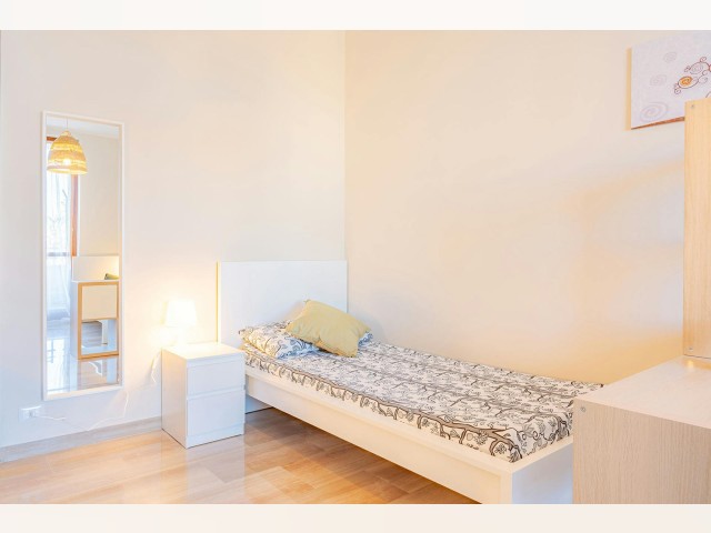 Italy furnished Room in Lombardy, Milan