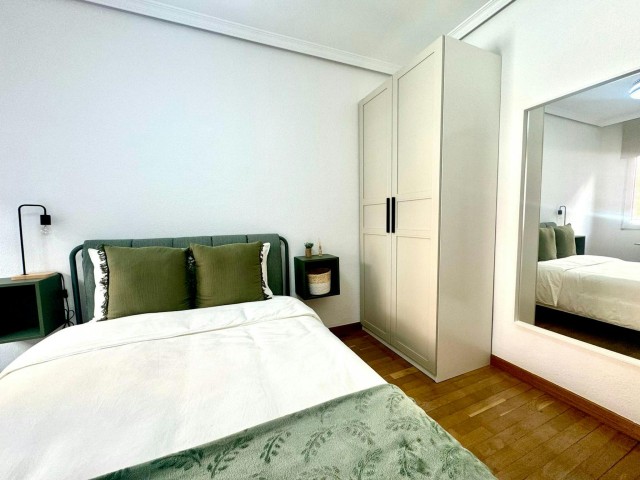 Spain furnished Room in Madrid, Madrid