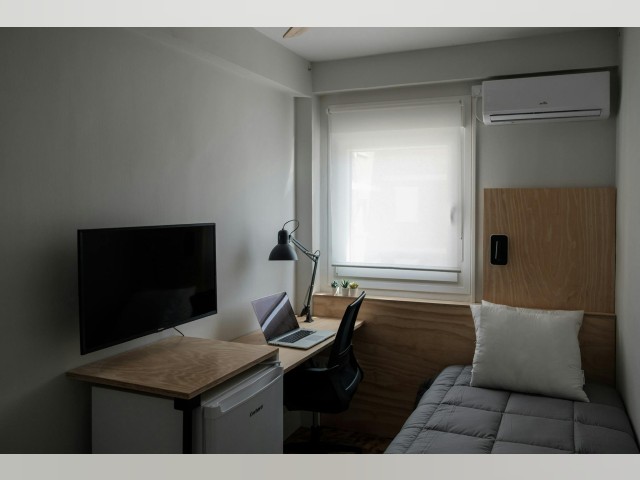 Spain furnished Room in Madrid, Alcala-De-Henares