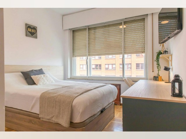 Spain furnished Room in Madrid, Madrid