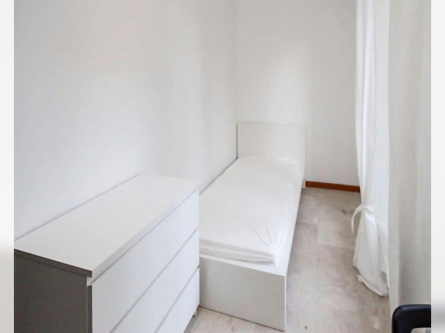 Italy furnished Room in Lombardy, Milan