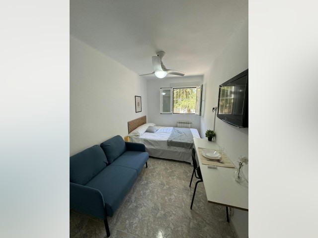 Spain furnished Room in Madrid, Madrid