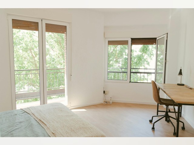 Spain furnished Room in Valencia, Valencia
