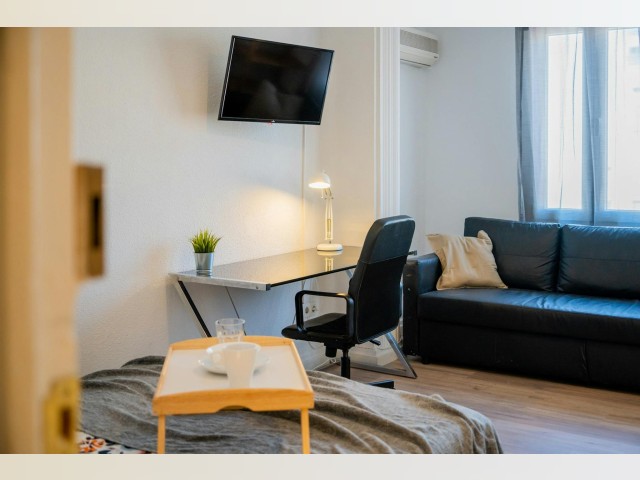 Spain furnished Room in Valencia, Valencia