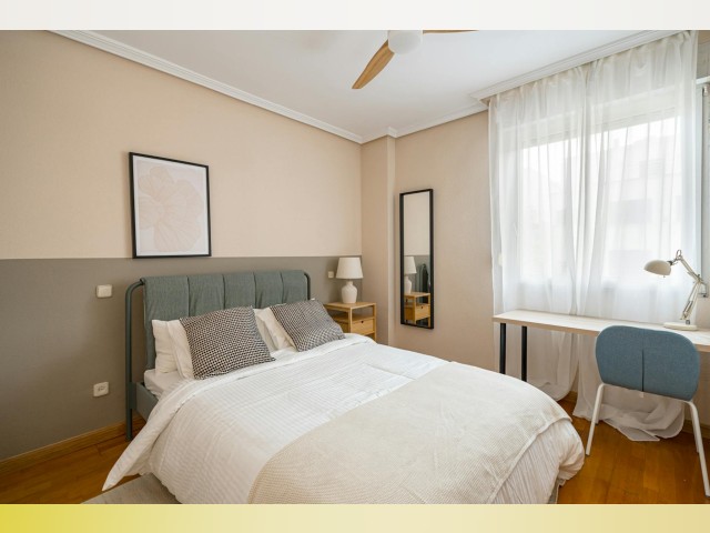 Spain furnished Room in Madrid, Madrid