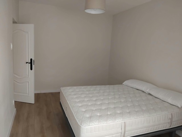 Spain furnished Room in Castilla y Leon, Valladolid