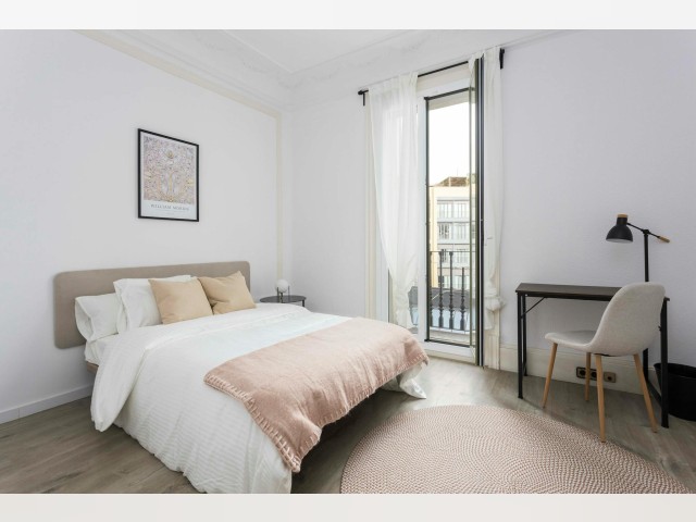 Spain furnished Room in Catalonia, Barcelona