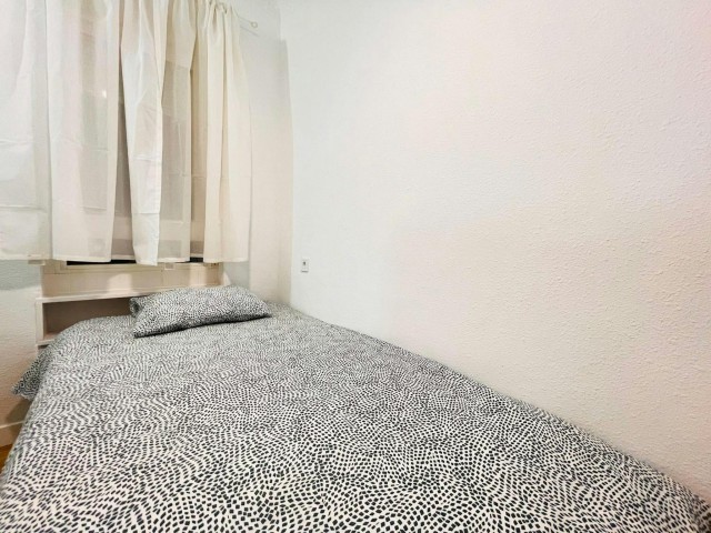 Spain furnished Room in Madrid, Madrid