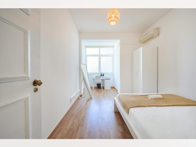Portugal furnished Room in Lisboa-Tagus Valley, Lisbon