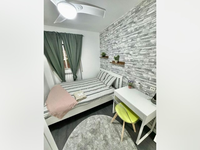 Spain furnished Room in Madrid, Madrid