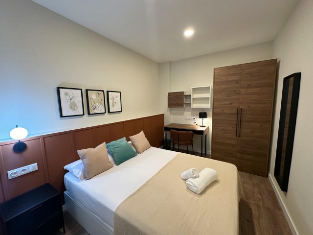 Spain furnished Room in Catalonia, Barcelona