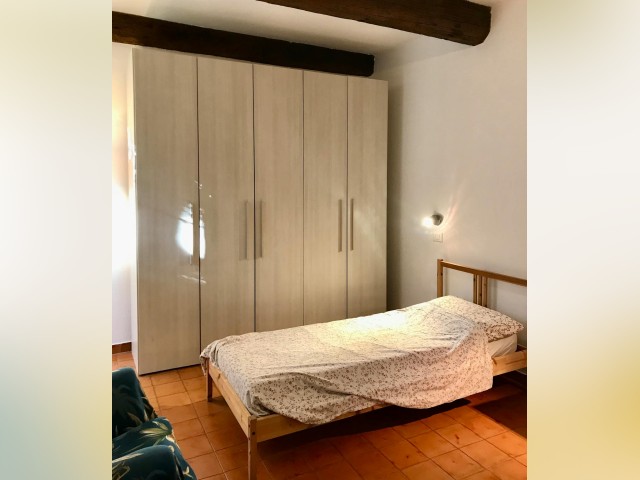 Italy furnished Room in Emilia Romagna, Bologna