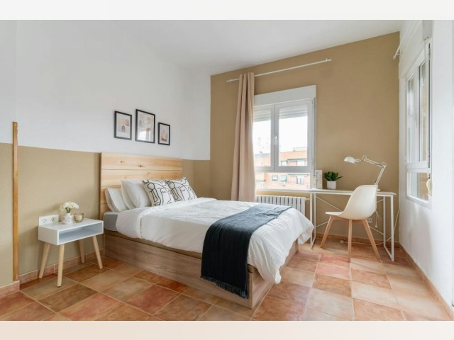 Spain furnished Room in Madrid, Madrid