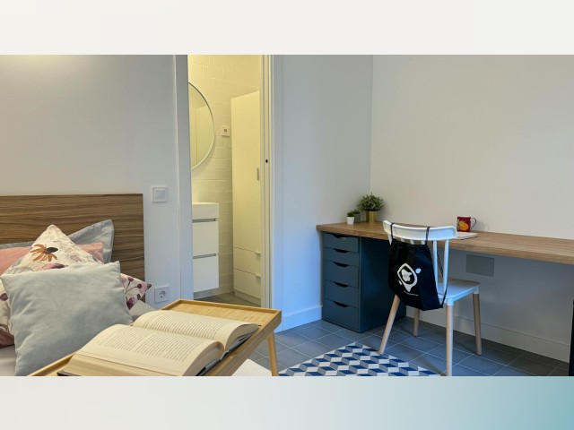 Spain furnished Room in Madrid, Madrid