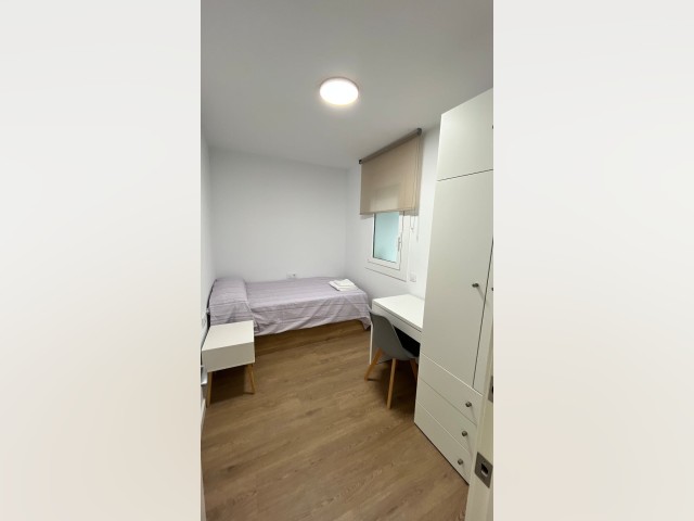 комната с мебелью Долгосрочная аренда в Cornella-de-Llobregat