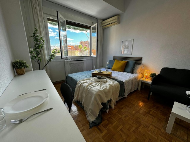 Spain furnished Room in Madrid, Madrid