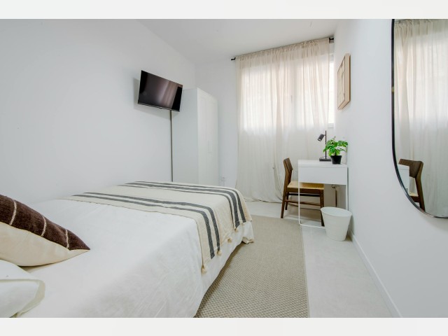 Spain furnished Room in Madrid, Madrid