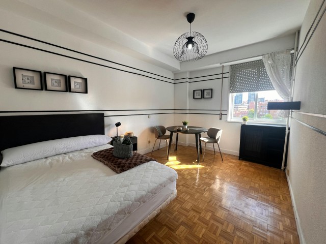 Spain furnished Room in Madrid, Madrid