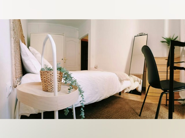 Spain furnished Room in Madrid, Madrid