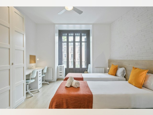 Spain furnished Room in Catalonia, Barcelona