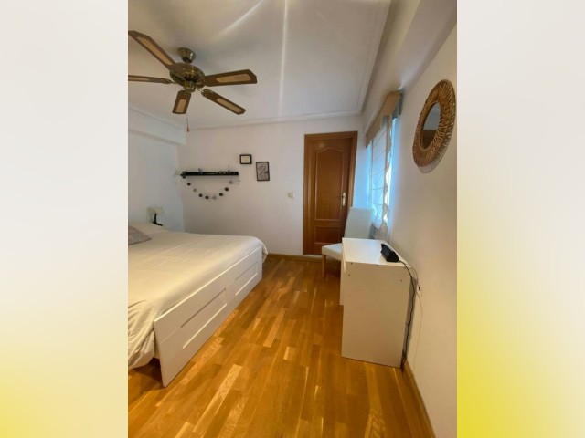 Spain furnished Room in Valencia, Valencia