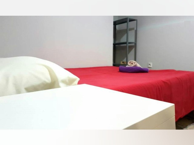 Spain furnished Room in Andalucia, Seville