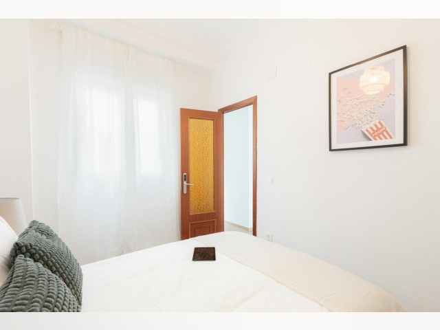 Spain furnished Room in Valencia, Valencia