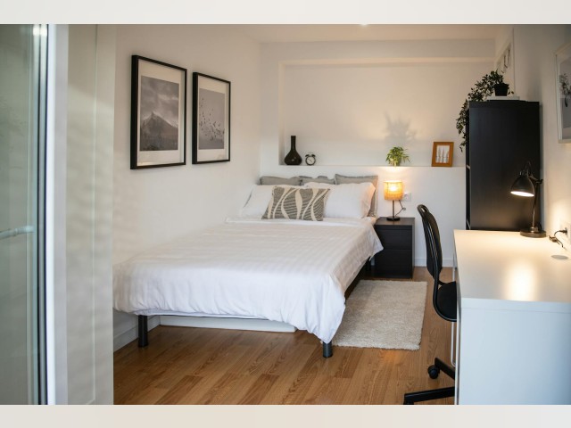 Spain furnished Room in Valencia, Valencia