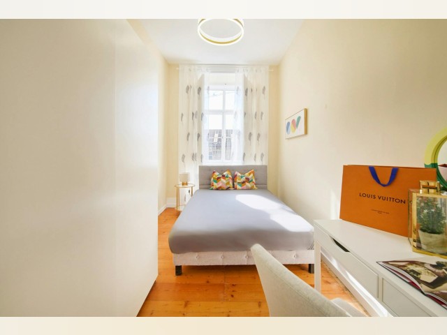Portugal furnished Room in Lisboa-Tagus Valley, Lisbon