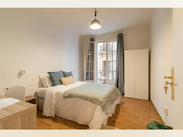 Spain furnished Room in Catalonia, Barcelona