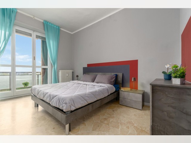 Italy furnished Room in Lombardy, Cesano-Boscone